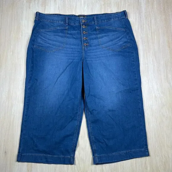 NWT Torrid High Rise Button Fly Cropped Wide Leg Jeans Plus 26 Blue Denim Casual - Picture 1 of 16